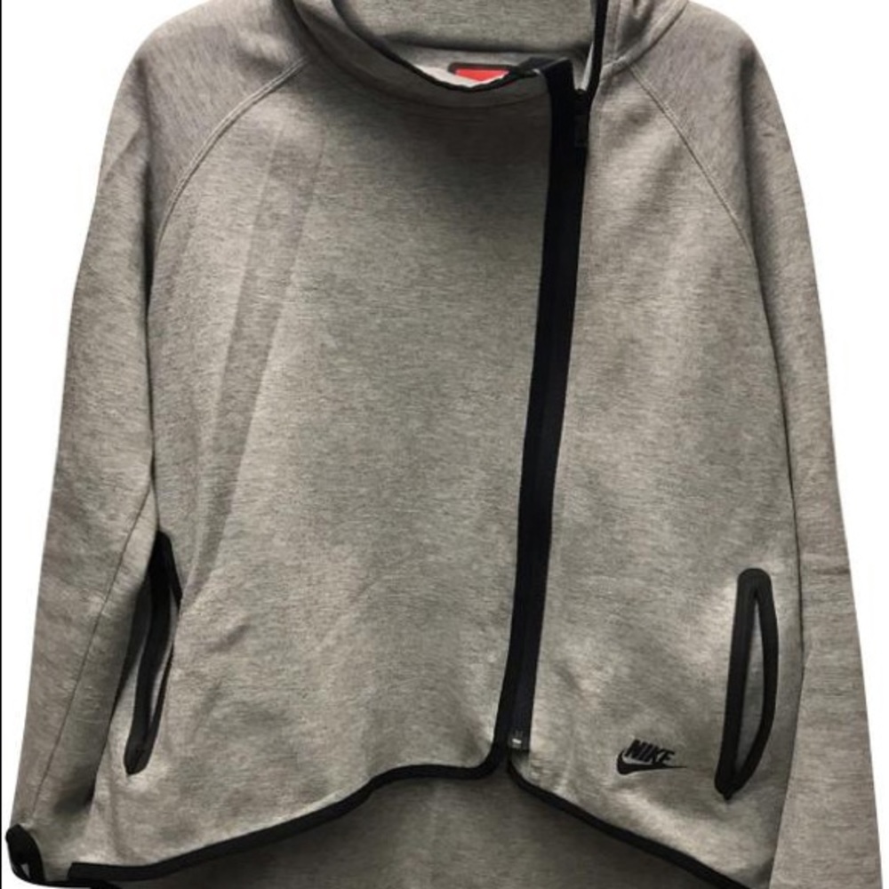 NIKE ASYMMETRICAL HIGH LOW JACKET - Picture 3 of 7